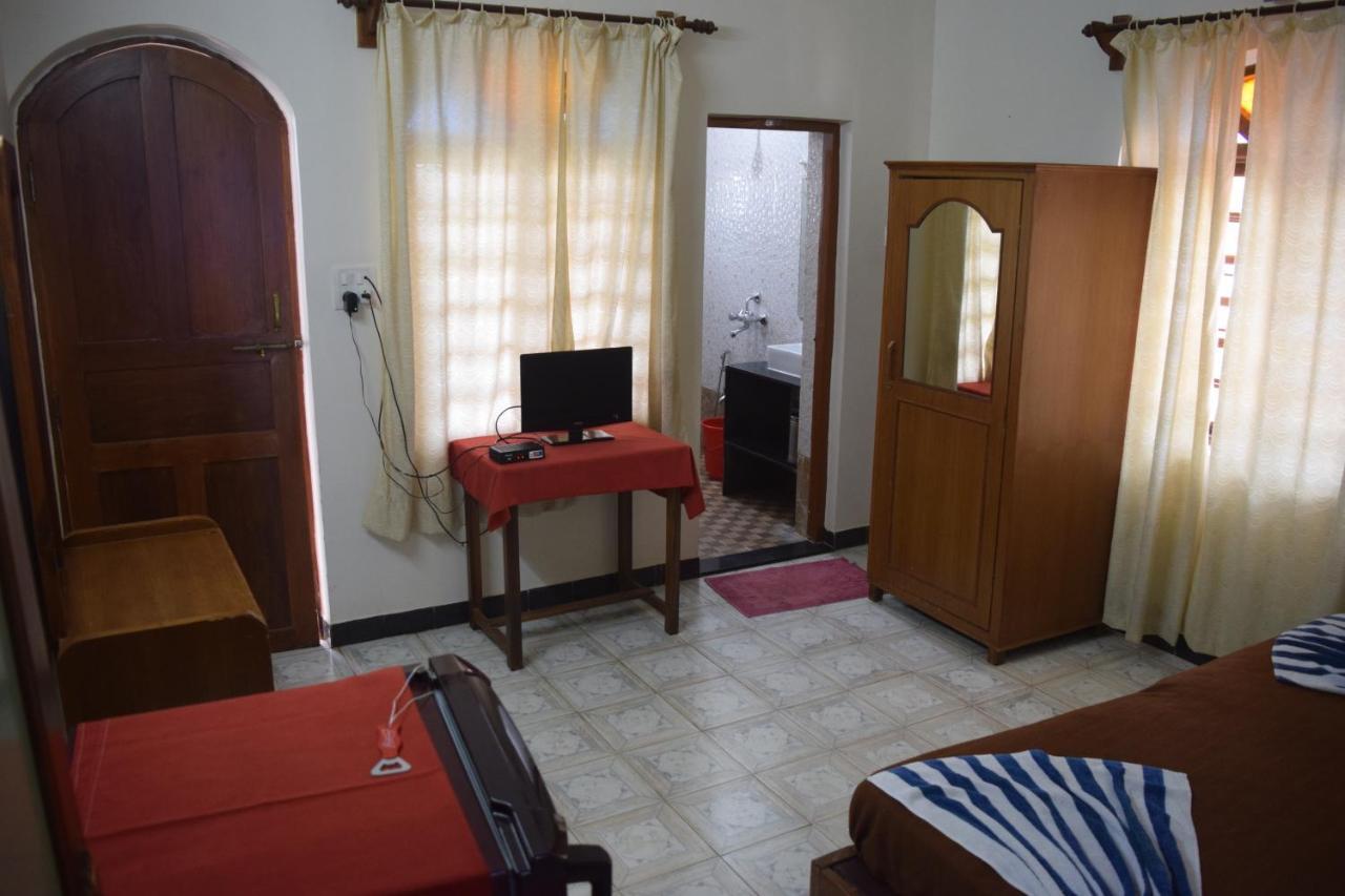 Bribon Guest House Calangute Exterior photo